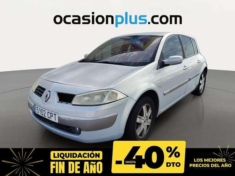 Usado Renault Mégane II Dynamique 114 CV (83 kW) 2003 Gris Utilitario