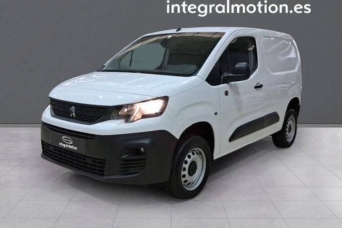 Usado Peugeot Partner Premium 131 CV (96 kW) 2021 Monovolumen