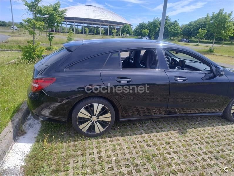 Negro Usado 2016 Mercedes CLA200 Shooting Brake AMG line Familiar | 16.900 € (Precio justo) - Imagen 1/4