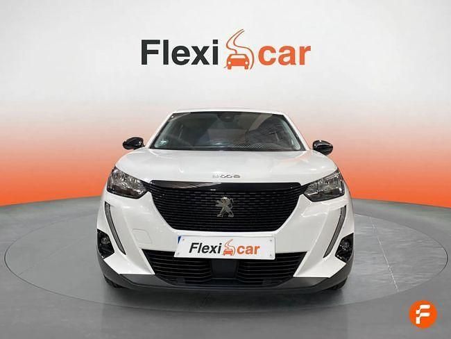 Usado Peugeot 2008 Allure 100 CV (73 kW) 2021 Blanco SUV