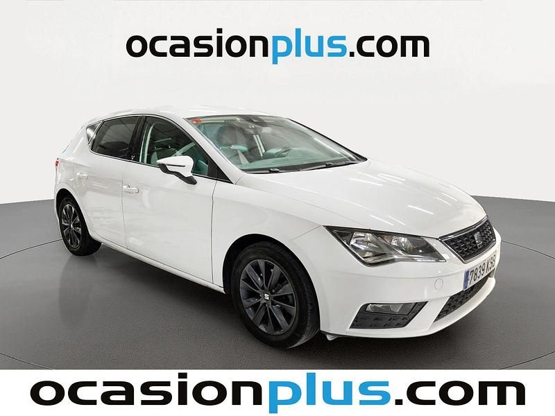 Usado Seat Leon Style 130 CV (95 kW) 2018 Blanco Utilitario