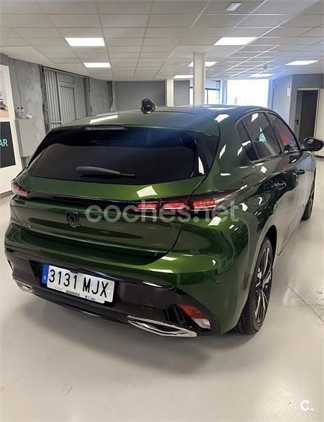 Usado Peugeot 308 Allure 130 CV (95 kW) 2023 Verde Berlina