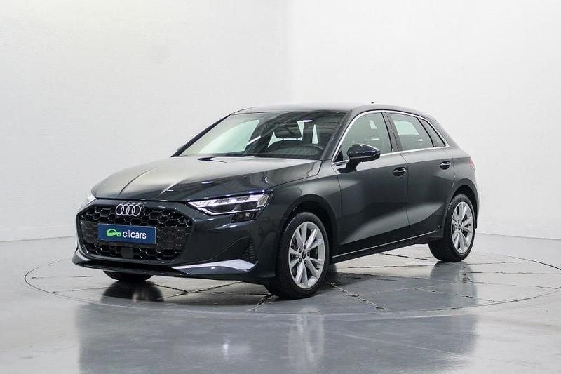 Gris Usado 2024 Audi A3 Advanced | 29.990 € - Imagen 1/4