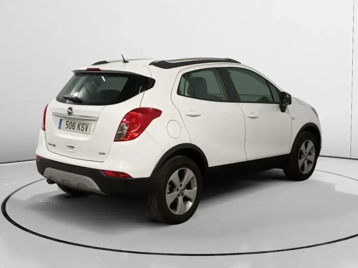 Usado Opel Mokka Selective 136 CV (100 kW) 2019 Blanco SUV