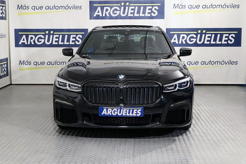 Usado BMW 745e M Sport 394 CV (289 kW) 2022 Negro Berlina