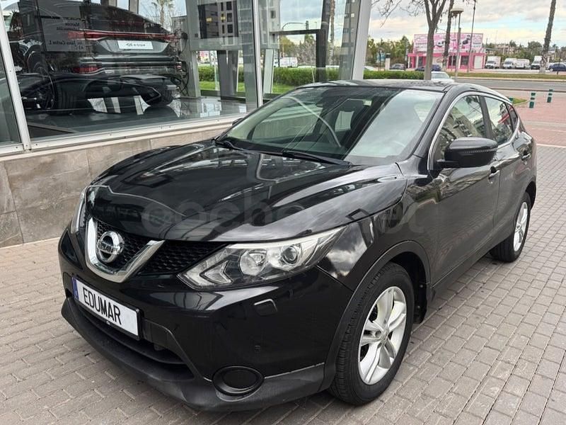 Usado Nissan Qashqai Acenta 130 CV (95 kW) 2015 Negro SUV