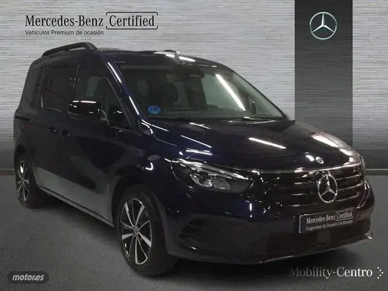 Usado Mercedes EQT200 89 kW (122 CV) 2025 Azul Monovolumen