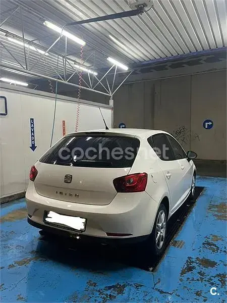 Usado Seat Ibiza Style 105 CV (77 kW) 2010 Blanco Berlina