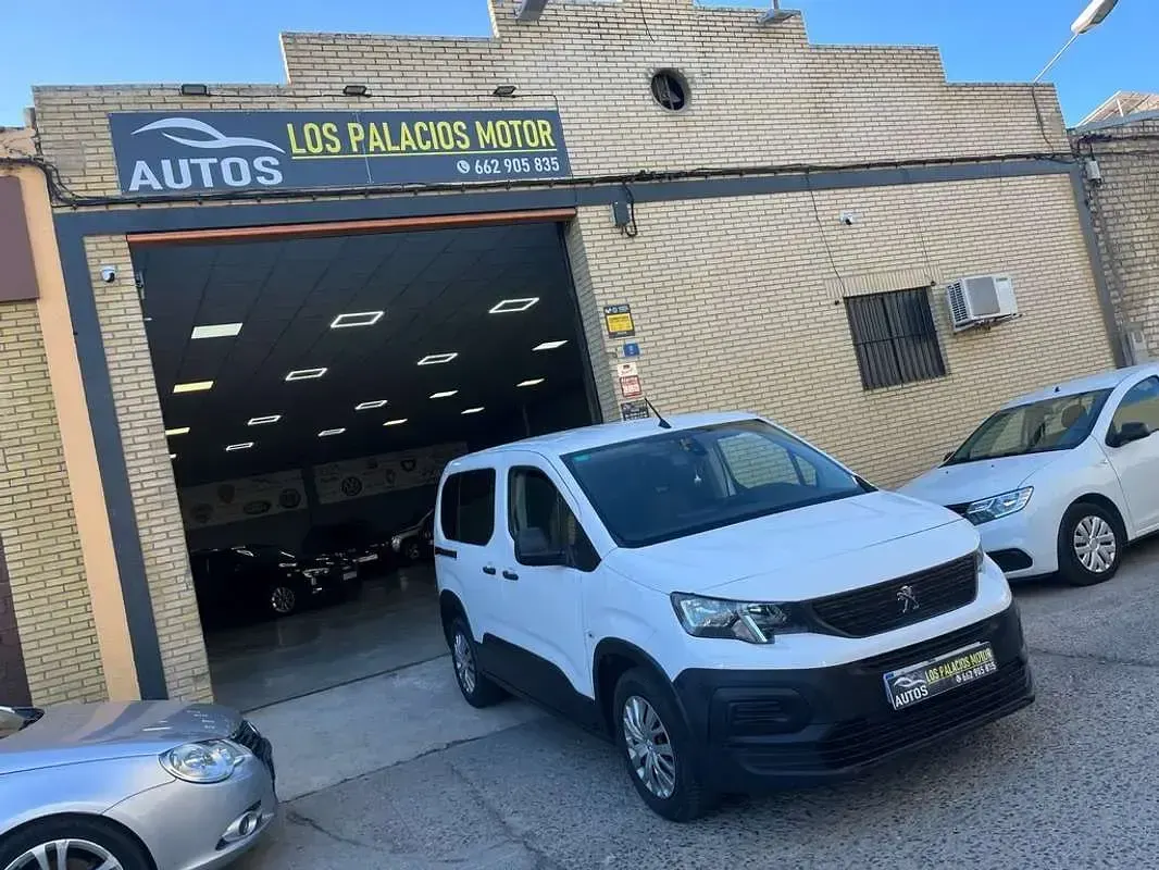 Usado Citroën Berlingo 102 CV (75 kW) 2020 Blanco Monovolumen