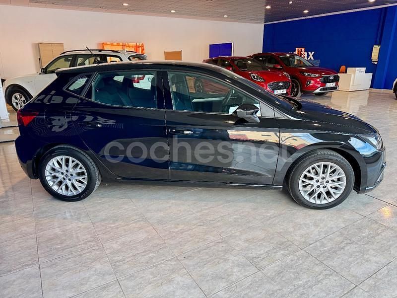 Usado Seat Ibiza FR 110 HP (80 kW) 2023 Preto Sedan