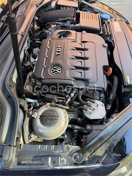 Usado VW Golf Sport 105 CV (77 kW) 2013 Azul Berlina