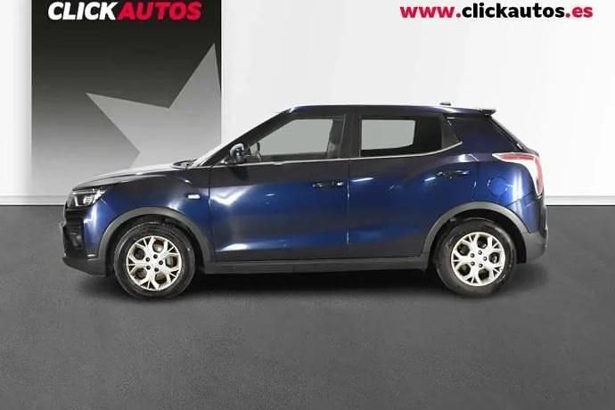 Usado Ssangyong (KGM) Tivoli 128 CV (94 kW) 2023 Gris SUV