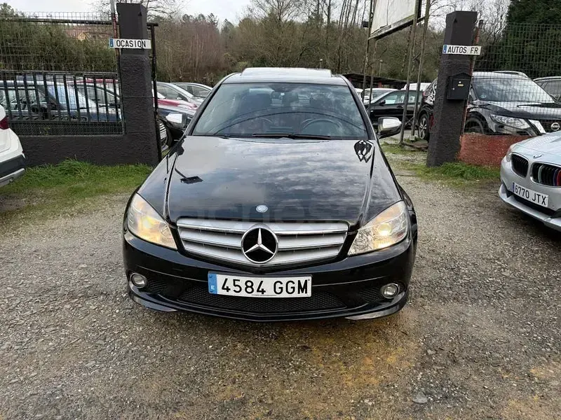Usado Mercedes C320 Elegance 224 CV (164 kW) 2008 Negro Berlina