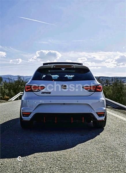 Usado Seat Leon FR 180 CV (132 kW) 2014 Blanco Berlina