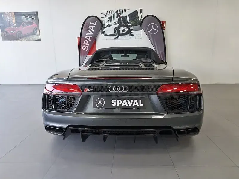 Usado Audi R8 Spyder 540 CV (397 kW) 2018 Gris / plata Descapotable