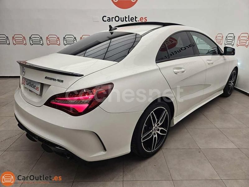 Usado Mercedes CLA180 122 CV (89 kW) 2018 Blanco Berlina