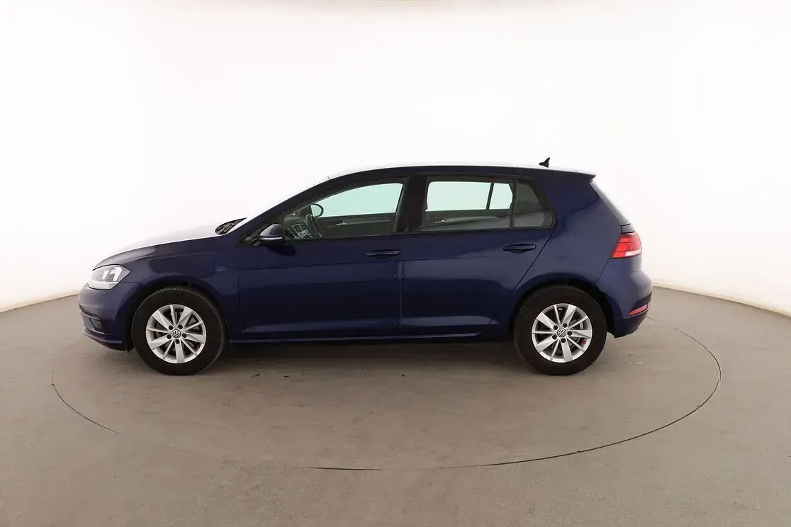 Usado VW Golf VII 116 CV (85 kW) 2019 Azul Berlina