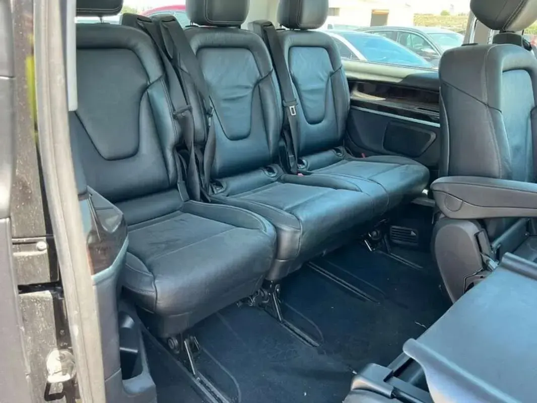Usado Mercedes V220 Avantgarde 163 CV (119 kW) 2019 Negro Monovolumen