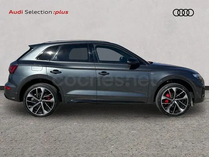 Usado Audi Q5 Sport 204 CV (150 kW) 2024 Gris / plata SUV