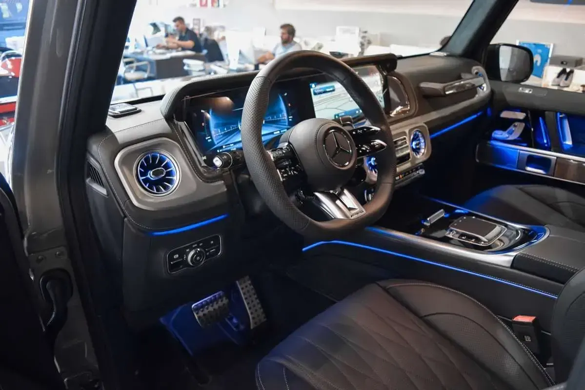 Nuevo Mercedes G63 AMG Exclusive 585 CV (430 kW) 2026 Gris SUV