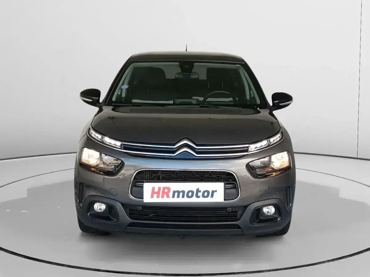 Usado Citroën C4 Cactus Shine 131 HP (96 kW) 2018 Cinzento Citadino