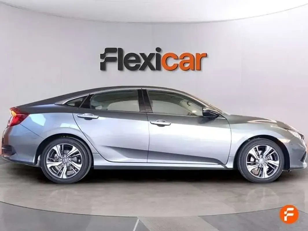 Usado Honda Civic Sport Plus 182 CV (133 kW) 2020 Gris Utilitario