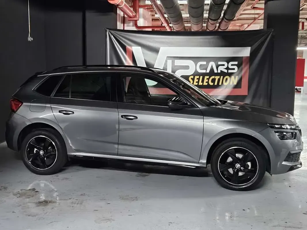 Usado Skoda Kamiq Monte Carlo 110 CV (80 kW) 2022 Gris SUV