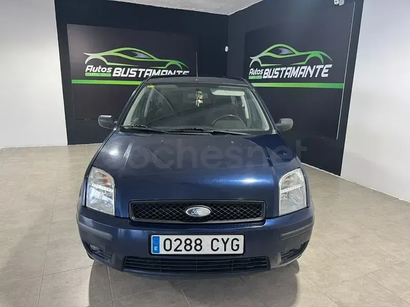 Usado Ford Fusion 101 CV (74 kW) 2004 Azul Utilitario