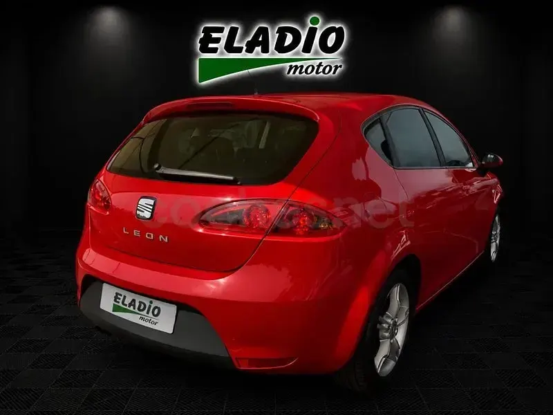 Usado Seat Leon FR 170 CV (125 kW) 2008 Rojo Utilitario