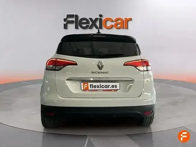 Usado Renault Scénic Intens 110 CV (80 kW) 2018 Blanco