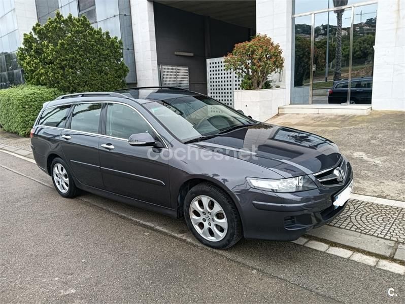 Gris / plata Usado 2007 Honda Accord Sport Familiar | 4995 € (Buen precio) - Imagen 1/4
