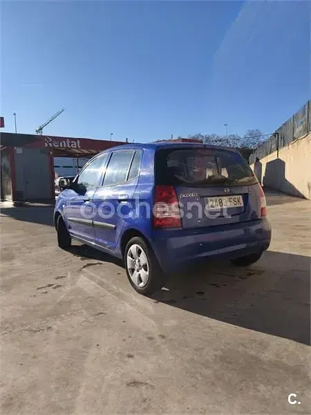 Usado Kia Picanto LX 65 CV (47 kW) 2007 Azul Utilitario