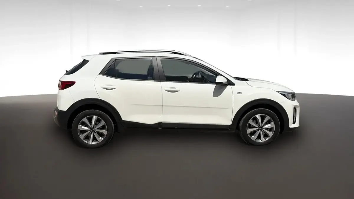 Usado Kia Stonic Plus 84 CV (61 kW) 2023 Blanco SUV