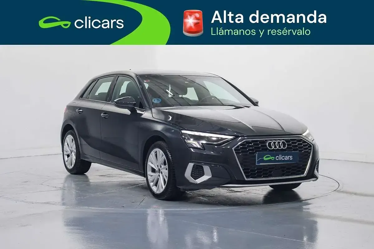 Usado Audi A3 Sportback Advanced 110 CV (80 kW) 2021 Gris Utilitario