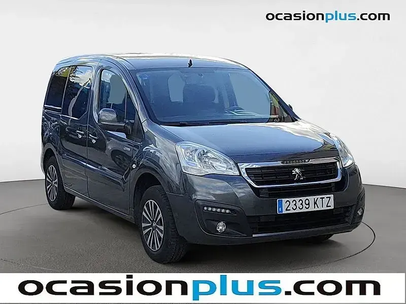 Usado Peugeot TePee Active 49 kW (67 CV) 2019 Blanco Monovolumen