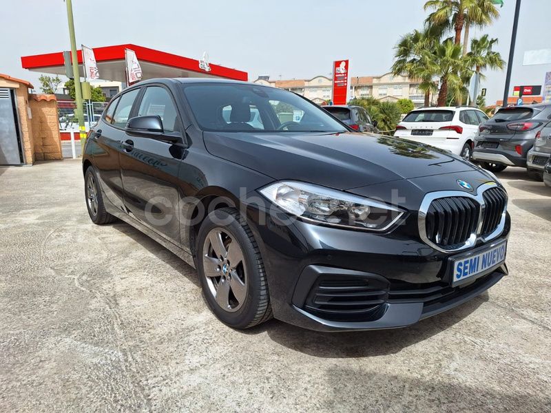 Negro Usado 2020 BMW 116 Advantage Utilitario | 19.900 € (Precio justo) - Imagen 1/4
