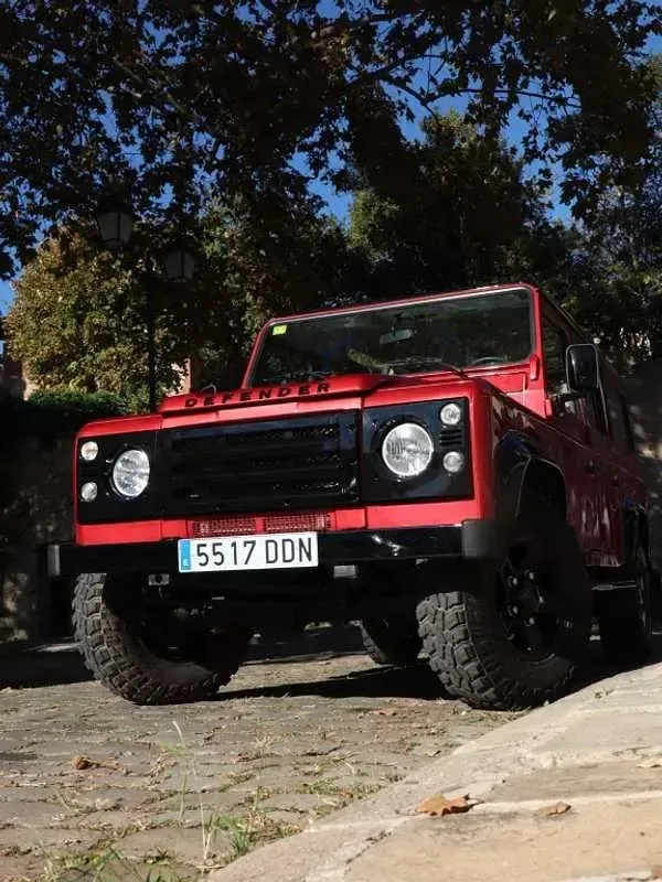 Usado Land Rover Defender S 122 CV (89 kW) 2004 Burdeos Familiar