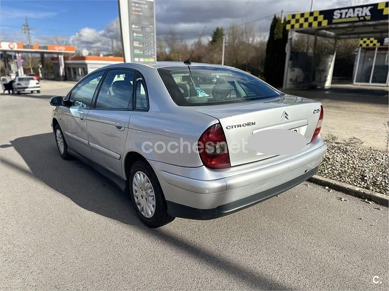 Usado Citroën C5 110 CV (80 kW) 2002 Gris / plata Berlina