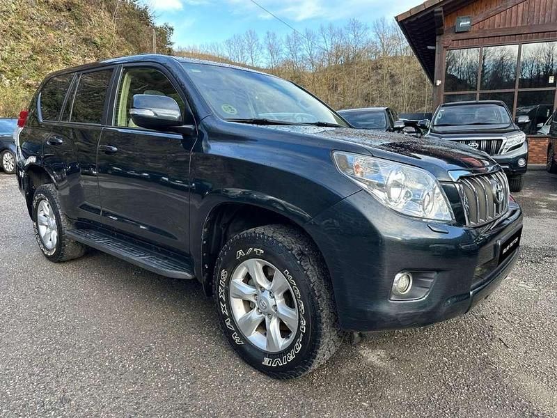 Usado Toyota Land Cruiser 173 CV (127 kW) 2009 Azul SUV