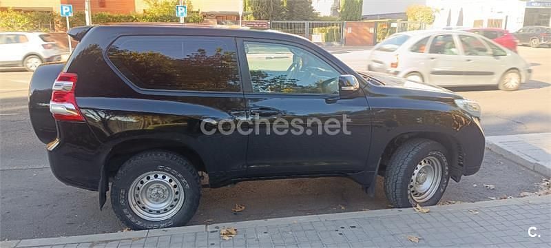 Negro Usado 2016 Toyota Land Cruiser SUV | 30.900 € (Super precio) - Imagen 1/4