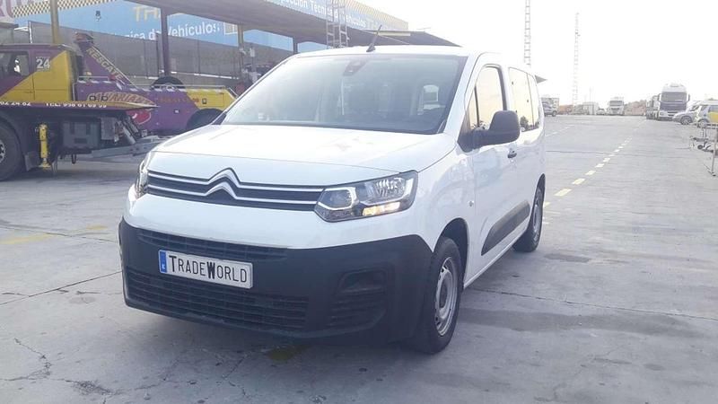 Usado Citroën Berlingo 102 CV (75 kW) 2020 Blanco Monovolumen