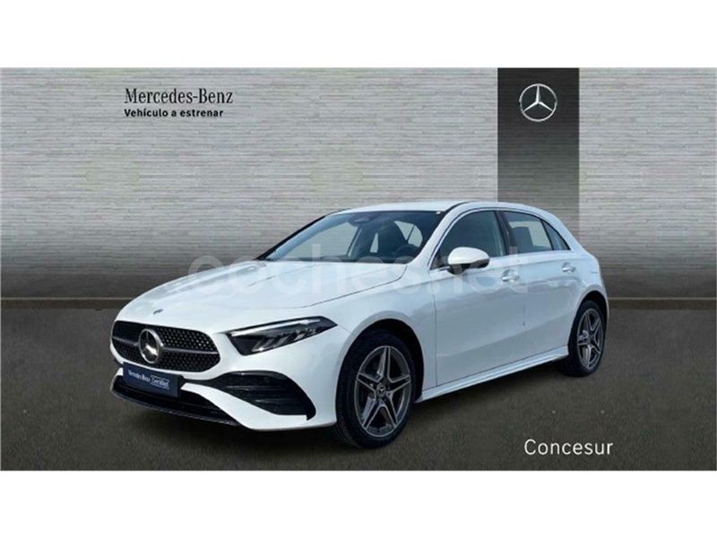 Blanco Nuevo 2024 Mercedes A250 AMG line Berlina | 42.499 € (Caro) - Imagen 1/4