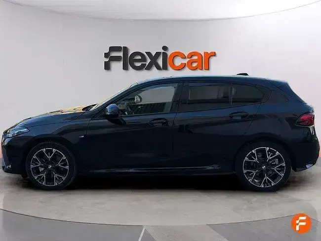 Usado BMW 120 170 CV (125 kW) 2025 Negro Utilitario