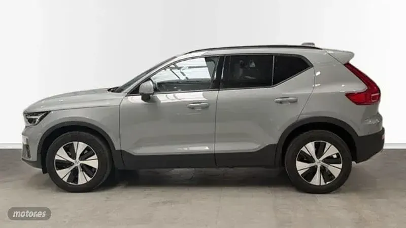 Usado Volvo XC40 163 CV (119 kW) 2024 Gris SUV