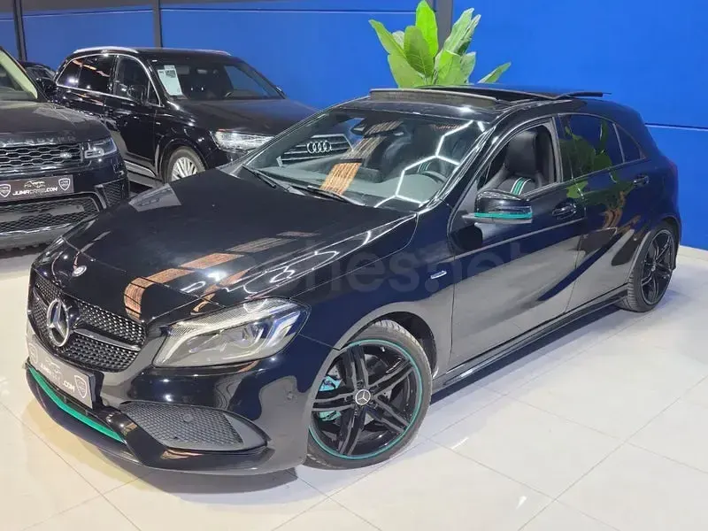Usado Mercedes A250 Motorsport Edition 218 CV (160 kW) 2016 Negro Utilitario
