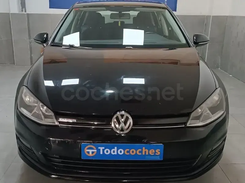 Usado VW Golf VII Advance 105 CV (77 kW) 2014 Negro Berlina