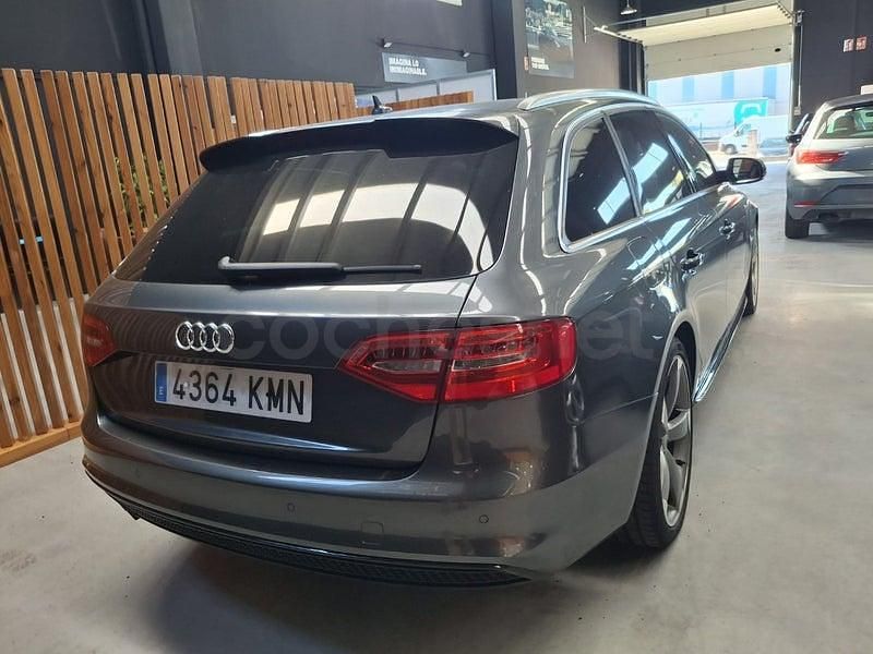 Usado Audi A4 S-Line 190 CV (139 kW) 2015 Gris / plata Familiar