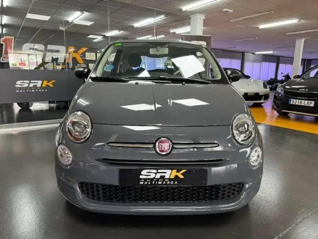 Usado Fiat 500 71 CV (52 kW) 2021 Gris Utilitario