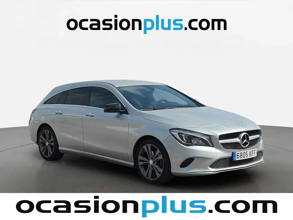 Usado Mercedes CLA200 136 CV (100 kW) 2017 Gris Familiar