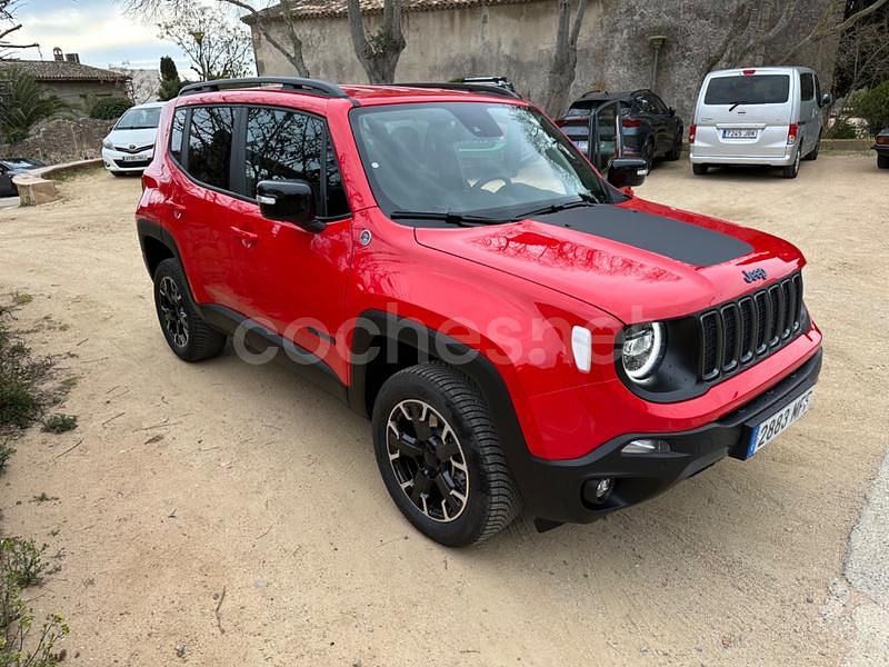 Rojo Usado 2023 Jeep Renegade Trailhawk SUV | 32.846 € - Imagen 1/4